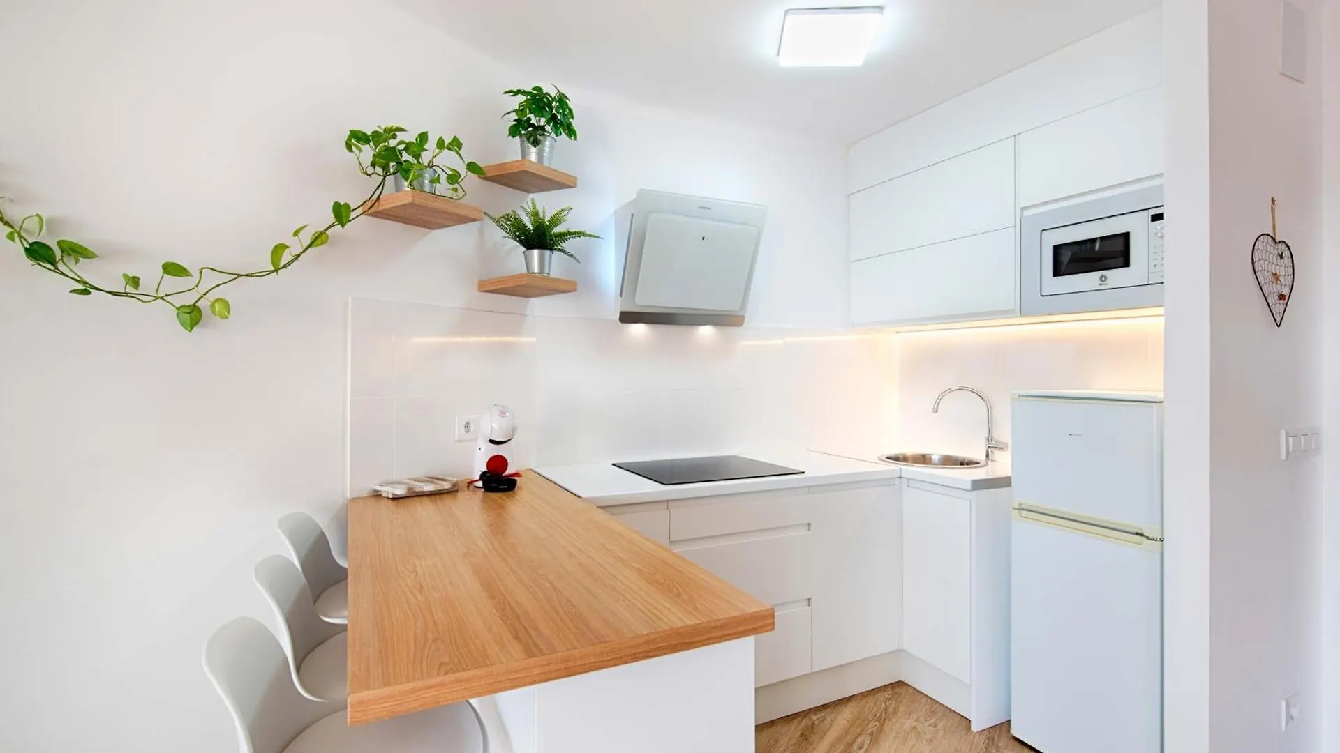 Estudio Moderno Con Terraza Y Vistas Al Mar Empuriabrava 0*,