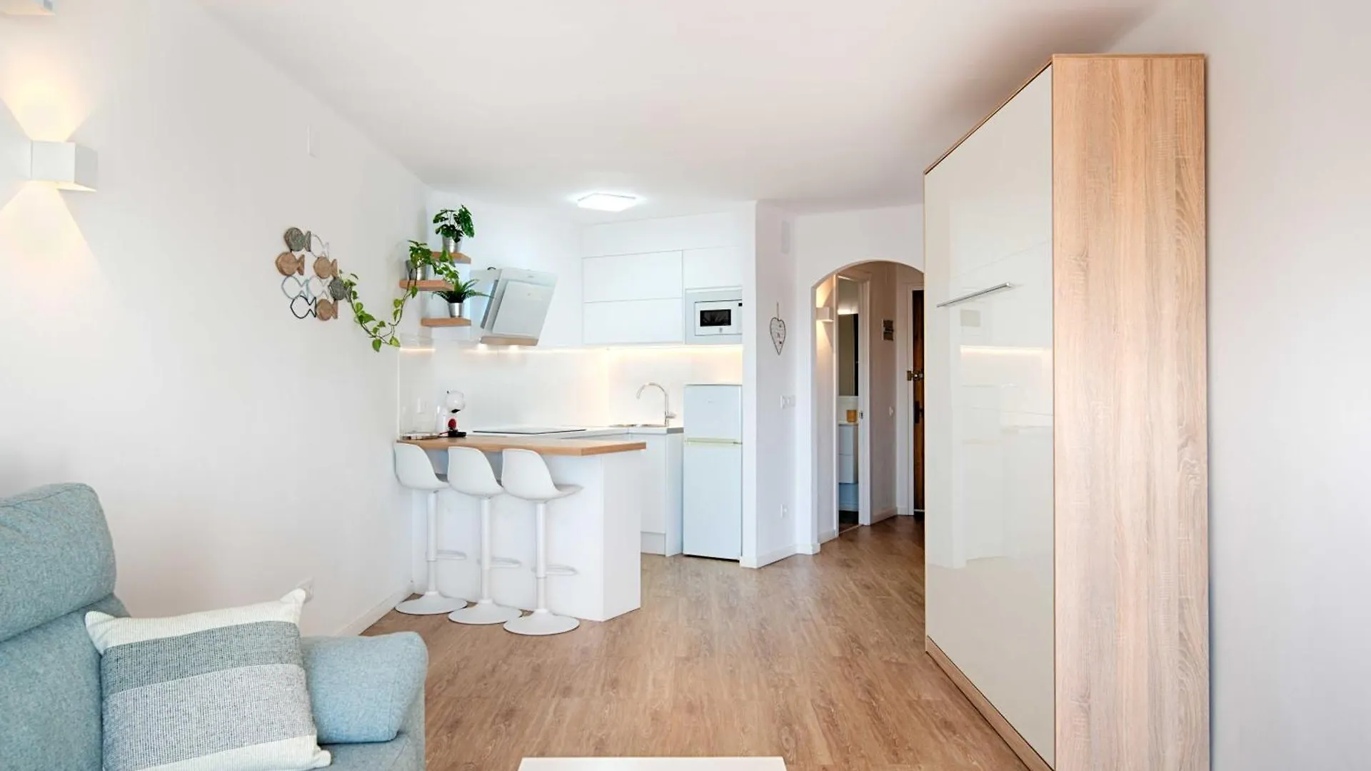 Estudio Moderno Con Terraza Y Vistas Al Mar Empuriabrava Spanien